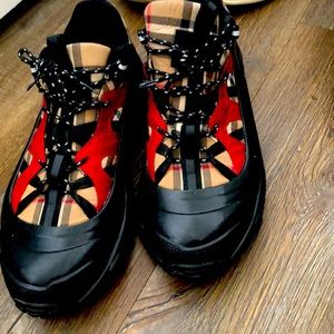 Burberry shoes